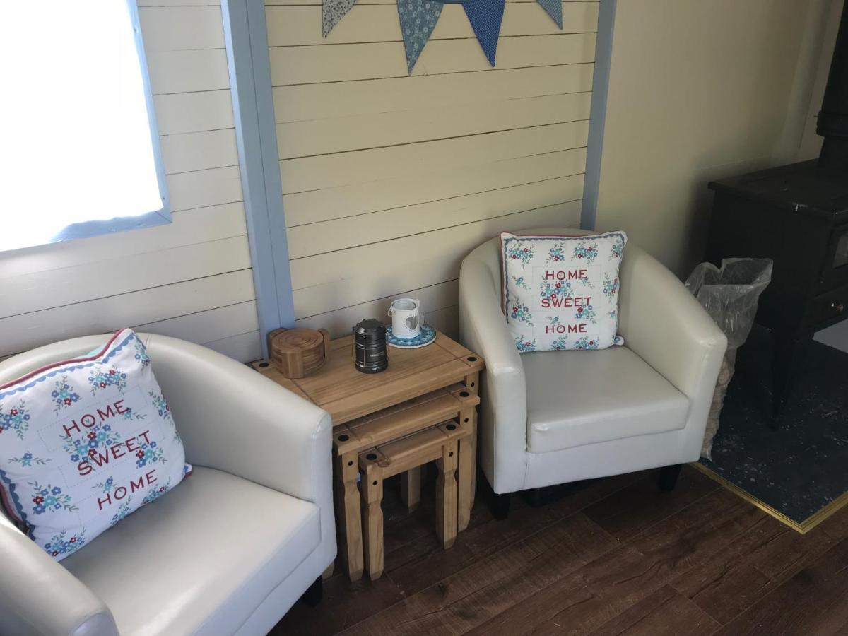 Elton Barn Fishery & Retreat Nottingham Extérieur photo